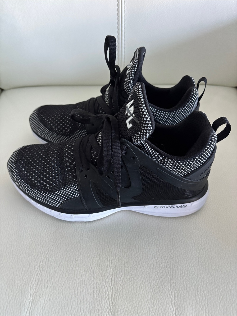 APL Women’s Black and White Ascend Athletic Sneakers 7.5